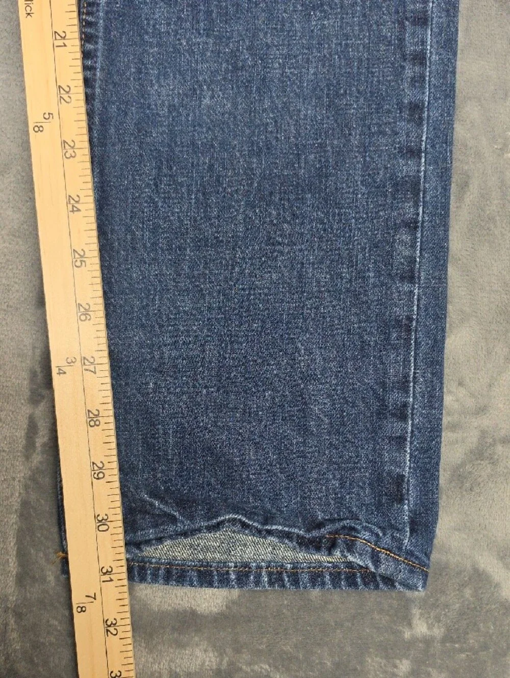 American Eagle Outfitters slim straight